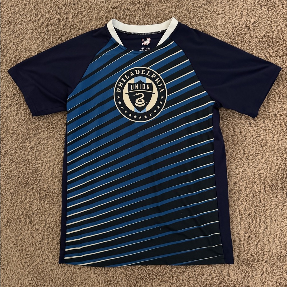 Youth X-Large Philadelphia union soccer team t shirt